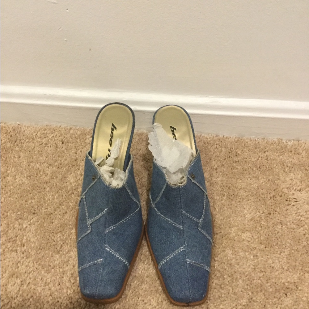 Bee Fly Sandals